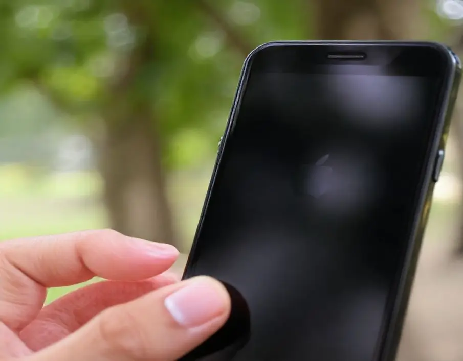 Por que compramos identidade e não só tecnologia