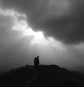 Ilustração de equipe de marketing e parceiros reunidos à beira de uma lavoura formando uma frente conjunta.